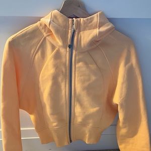 NWOT Lululemon Cropped Scuba Hoodie with Full Zipper